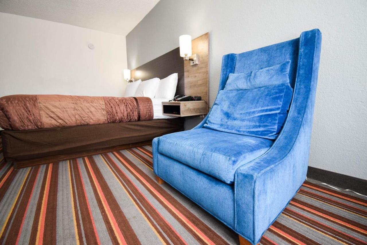 Quality Inn & Suites Sulphur Springs Eksteriør billede