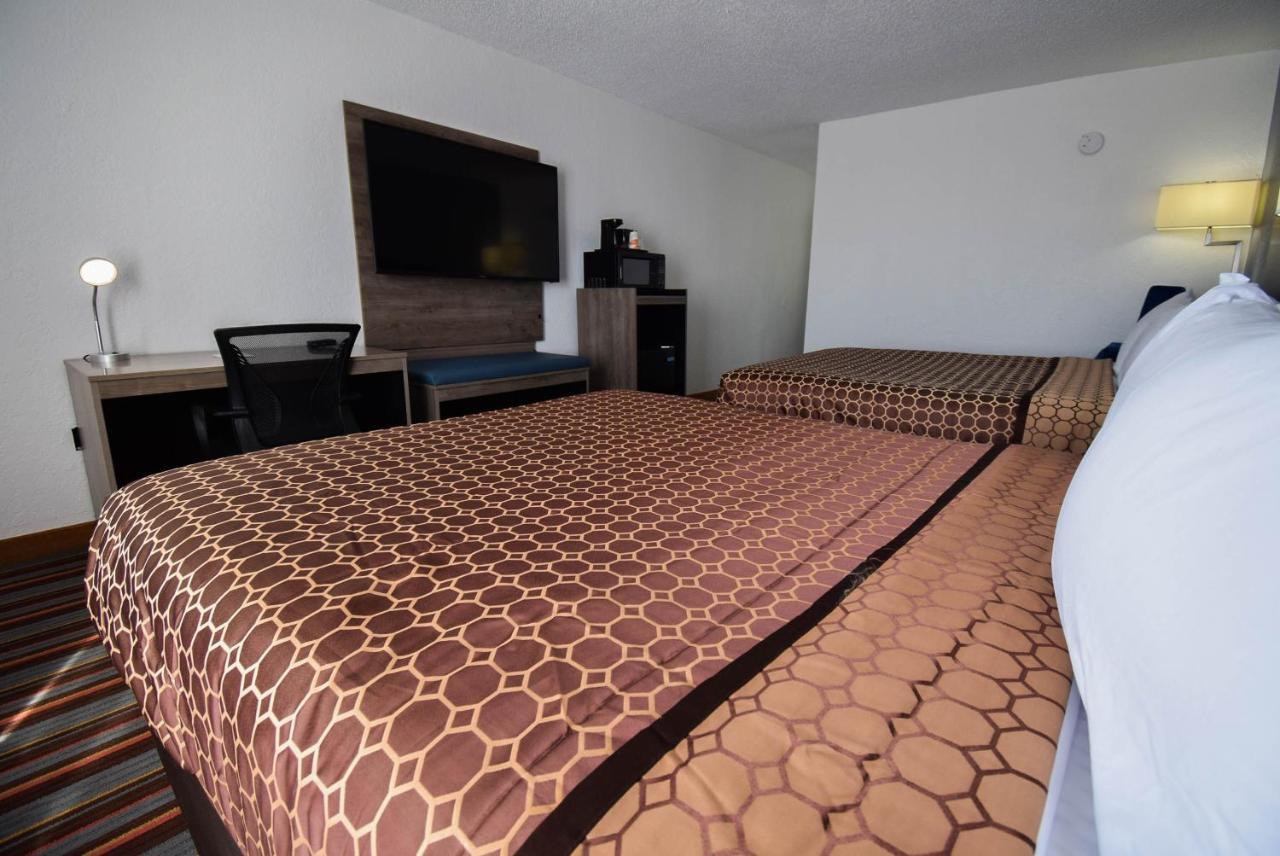Quality Inn & Suites Sulphur Springs Eksteriør billede