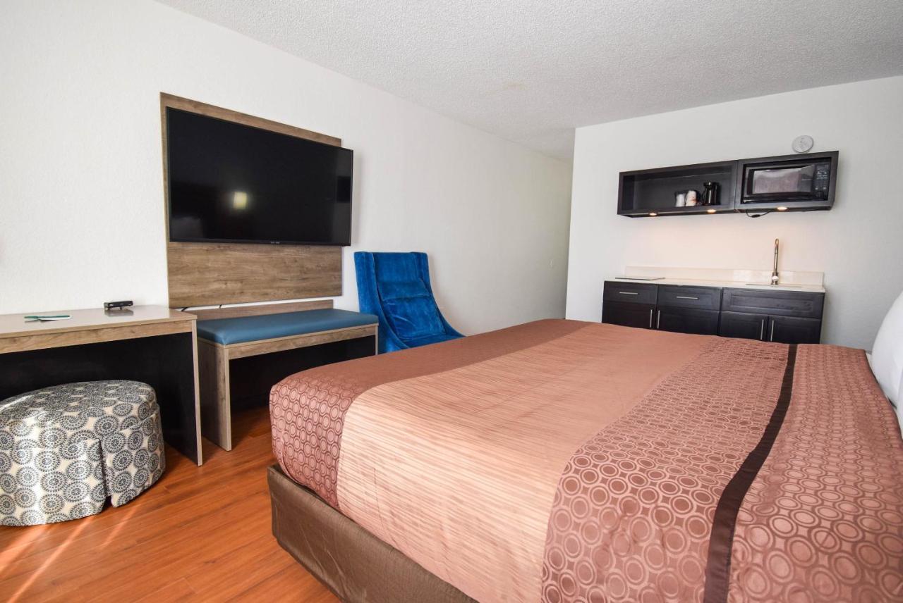 Quality Inn & Suites Sulphur Springs Eksteriør billede