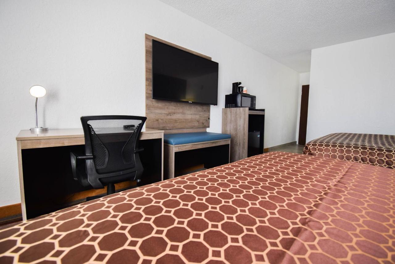 Quality Inn & Suites Sulphur Springs Eksteriør billede