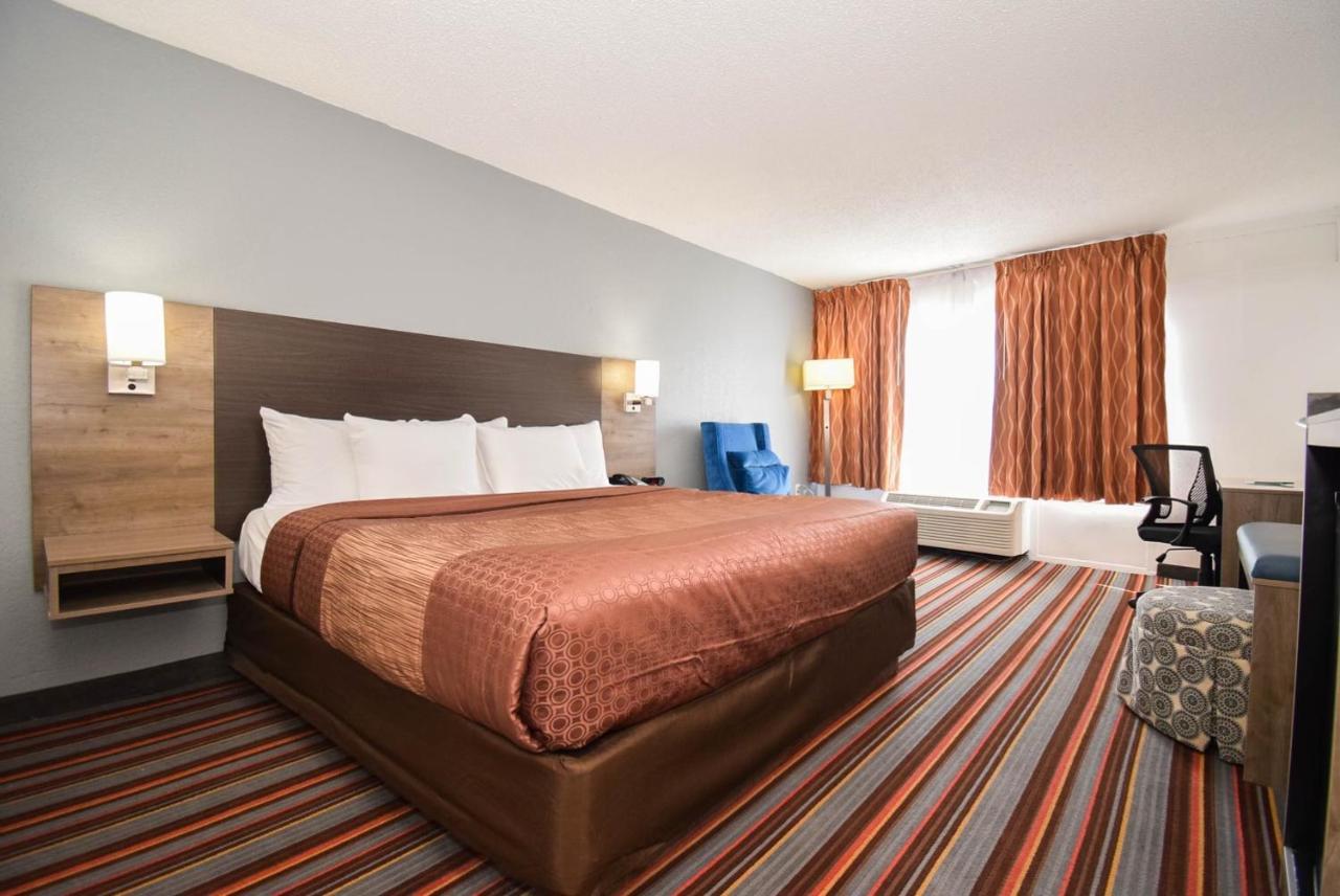 Quality Inn & Suites Sulphur Springs Eksteriør billede