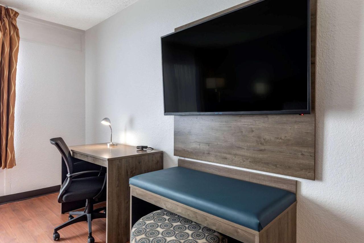 Quality Inn & Suites Sulphur Springs Eksteriør billede