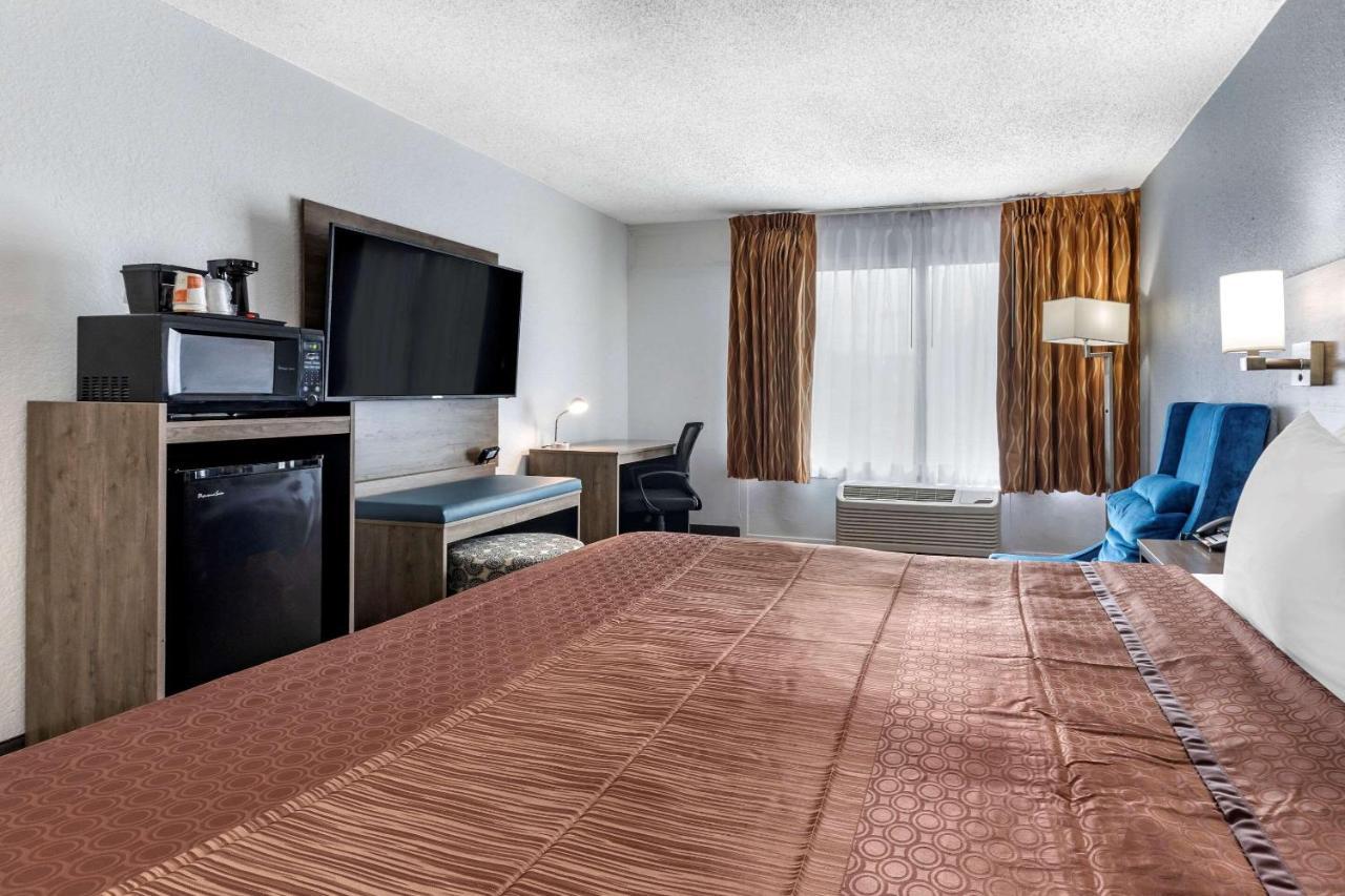 Quality Inn & Suites Sulphur Springs Eksteriør billede