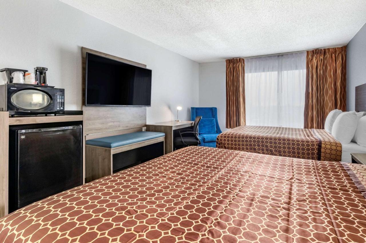 Quality Inn & Suites Sulphur Springs Eksteriør billede