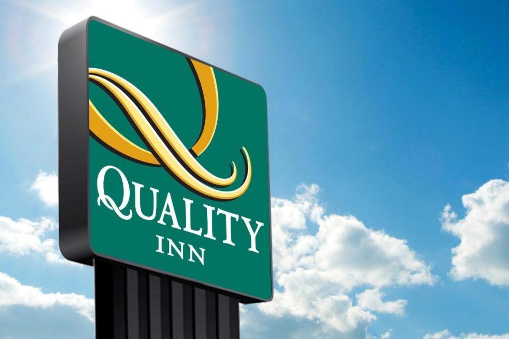 Quality Inn & Suites Sulphur Springs Eksteriør billede